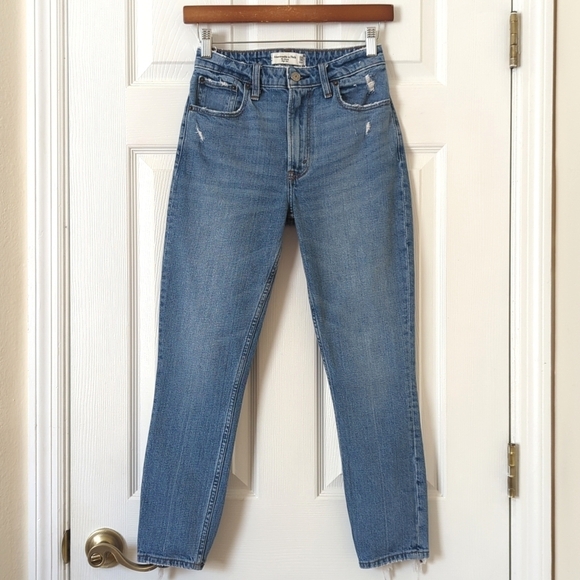 Abercrombie & Fitch Medium Wash High Rise Curve Love Cropped Skinny Jeans 24 - Picture 1 of 14